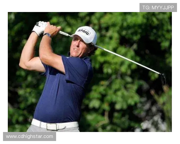 V5在大师赛中的耐力表现分析与战术探讨 V5在大师赛中的耐力表现分析与战术探讨