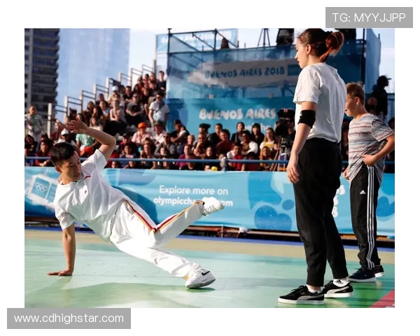 南京街舞队在世界滑板锦标赛中的耐力表现引发热议与赞赏 南京街舞队在世界滑板锦标赛中的耐力表现引发热议与赞赏