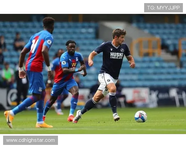 伊普斯维与西布罗姆激战在即谁能在这场对决中笑到最后 伊普斯维与西布罗姆激战在即谁能在这场对决中笑到最后