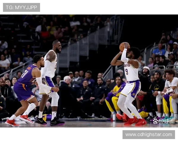 季前赛湖人对阵太阳精彩数据分析与比赛亮点回顾 季前赛湖人对阵太阳精彩数据分析与比赛亮点回顾