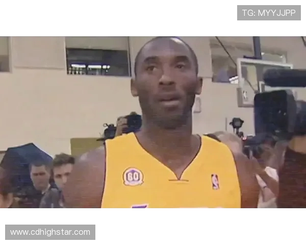 科比在对阵76人的经典战役回顾与精彩瞬间分析