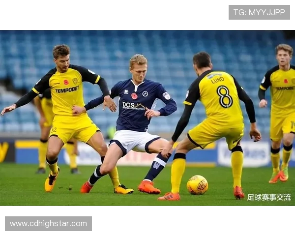 纽约城与西雅图海的文化碰撞与城市魅力深度对比分析 纽约城与西雅图海的文化碰撞与城市魅力深度对比分析